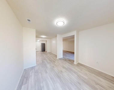 7197 Cimarron Court - Photo Thumbnail 6