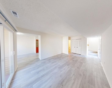7197 Cimarron Court - Photo Thumbnail 7
