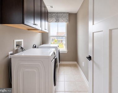 6809 Ballenger Run Boulevard - Photo Thumbnail 36