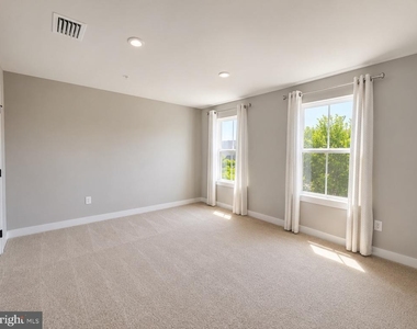 6809 Ballenger Run Boulevard - Photo Thumbnail 30