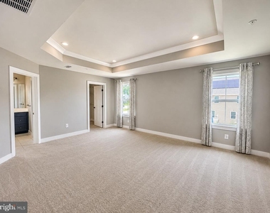 6809 Ballenger Run Boulevard - Photo Thumbnail 19