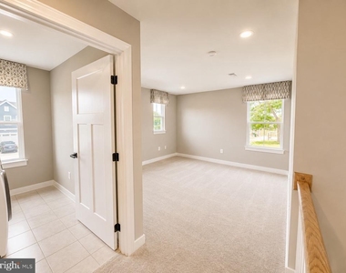6809 Ballenger Run Boulevard - Photo Thumbnail 35