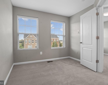 11177 Southport Place - Photo Thumbnail 20