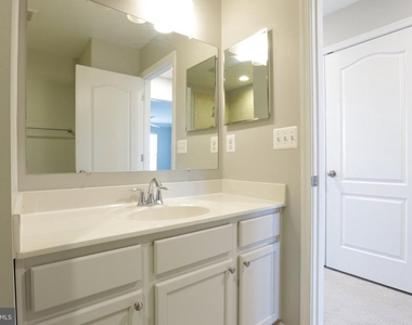 11177 Southport Place - Photo Thumbnail 18
