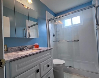 8407 Thornton Road - Photo Thumbnail 13