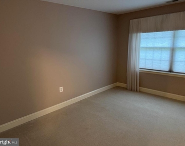 615 Strandhill Court - Photo Thumbnail 16