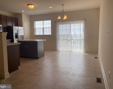 1434 Carrick Court - Photo Thumbnail 6