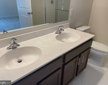 1434 Carrick Court - Photo Thumbnail 22