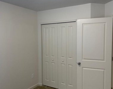 1434 Carrick Court - Photo Thumbnail 16