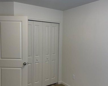 1434 Carrick Court - Photo Thumbnail 18