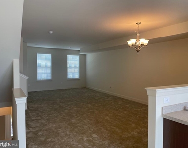 1434 Carrick Court - Photo Thumbnail 9