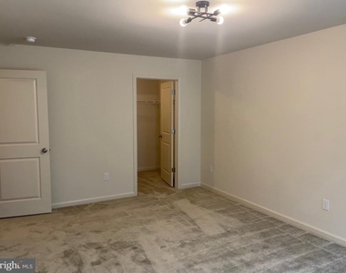 1434 Carrick Court - Photo Thumbnail 21