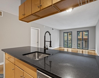 1117 10th Street Nw - Photo Thumbnail 8