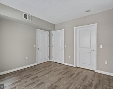 1117 10th Street Nw - Photo Thumbnail 13