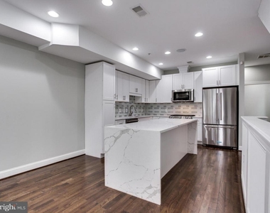 1234 Euclid Street Nw - Photo Thumbnail 3
