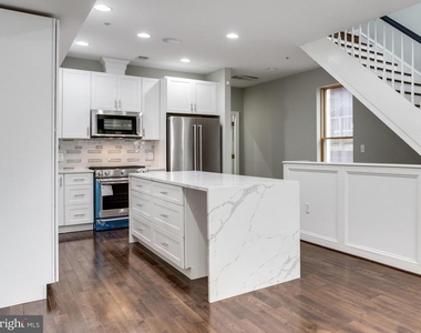 1234 Euclid Street Nw - Photo Thumbnail 4