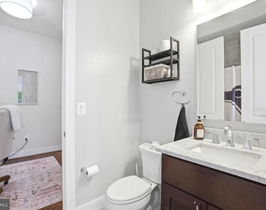 145 Adams Street Nw - Photo Thumbnail 10