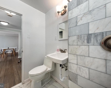 305 C Street Ne - Photo Thumbnail 17