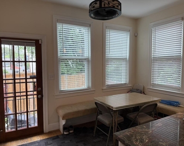 908 11th Street Ne - Photo Thumbnail 3