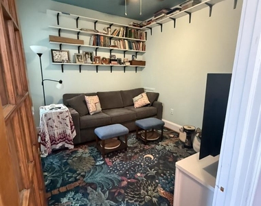 908 11th Street Ne - Photo Thumbnail 9