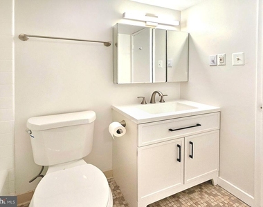 1280 21st Street Nw - Photo Thumbnail 10