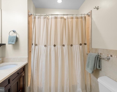 410 11th Street Ne - Photo Thumbnail 26