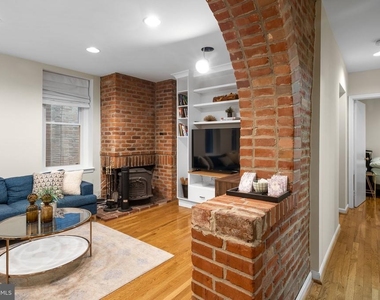 410 11th Street Ne - Photo Thumbnail 6