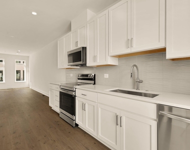 2607 Platt Court Nw - Photo Thumbnail 3
