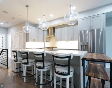1632 K Street Ne - Photo Thumbnail 18