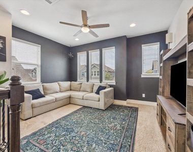 111 Alexander - Photo Thumbnail 9