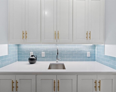1801 Alta Vista Ave - Photo Thumbnail 15