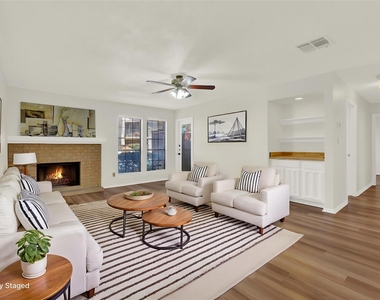 1202 Thorpe Ln - Photo Thumbnail 1