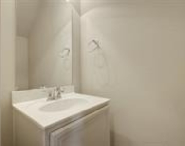 8521 Wood Stork Dr - Photo Thumbnail 11