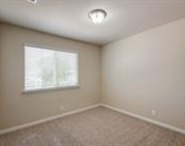 8521 Wood Stork Dr - Photo Thumbnail 8