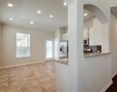 8521 Wood Stork Dr - Photo Thumbnail 4