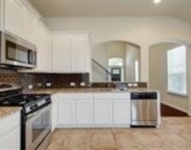 8521 Wood Stork Dr - Photo Thumbnail 5