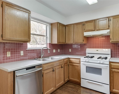 13210 Marrero Dr - Photo Thumbnail 16