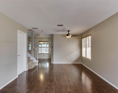 13210 Marrero Dr - Photo Thumbnail 6