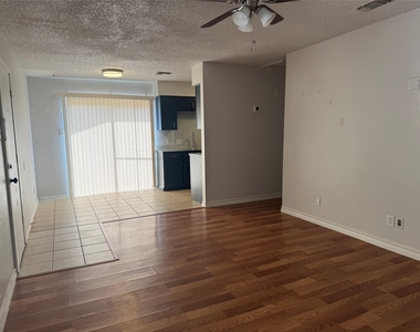 10622 Golden Quail Dr - Photo Thumbnail 3