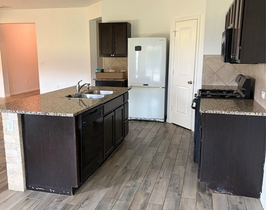 137 Rafe Ct - Photo Thumbnail 33