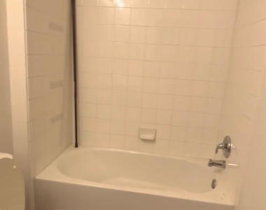 137 Rafe Ct - Photo Thumbnail 4