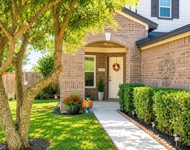 4301 Big Bend Trl - Photo Thumbnail 1