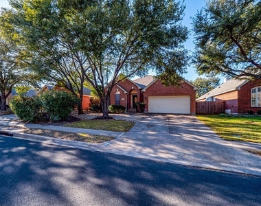 1901 Dapplegrey Ln - Photo Thumbnail 32