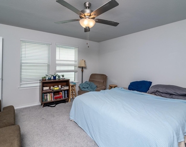 5300 Mulberry Grove Ln - Photo Thumbnail 8