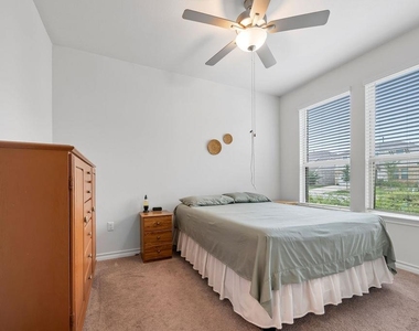 6605 Folsom Ave - Photo Thumbnail 5