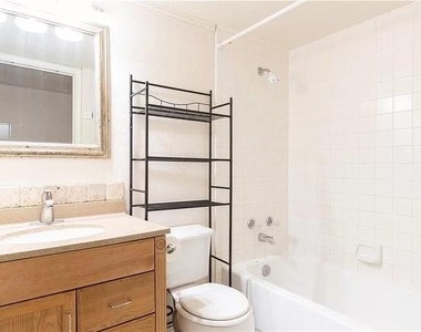 402 N Fredericksburg St - Photo Thumbnail 5