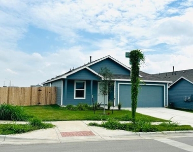 14425 Treyvon Rd - Photo Thumbnail 3