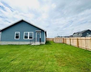 14425 Treyvon Rd - Photo Thumbnail 25