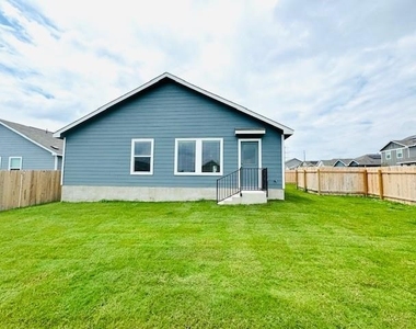 14425 Treyvon Rd - Photo Thumbnail 23