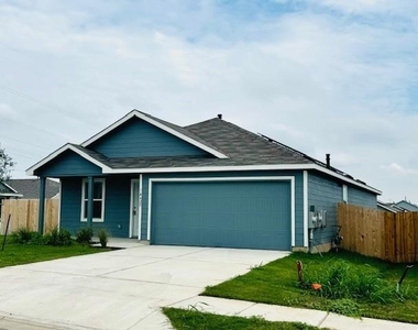 14425 Treyvon Rd - Photo Thumbnail 4
